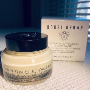 Bobbi Brown Vitamin Enriched Face Base